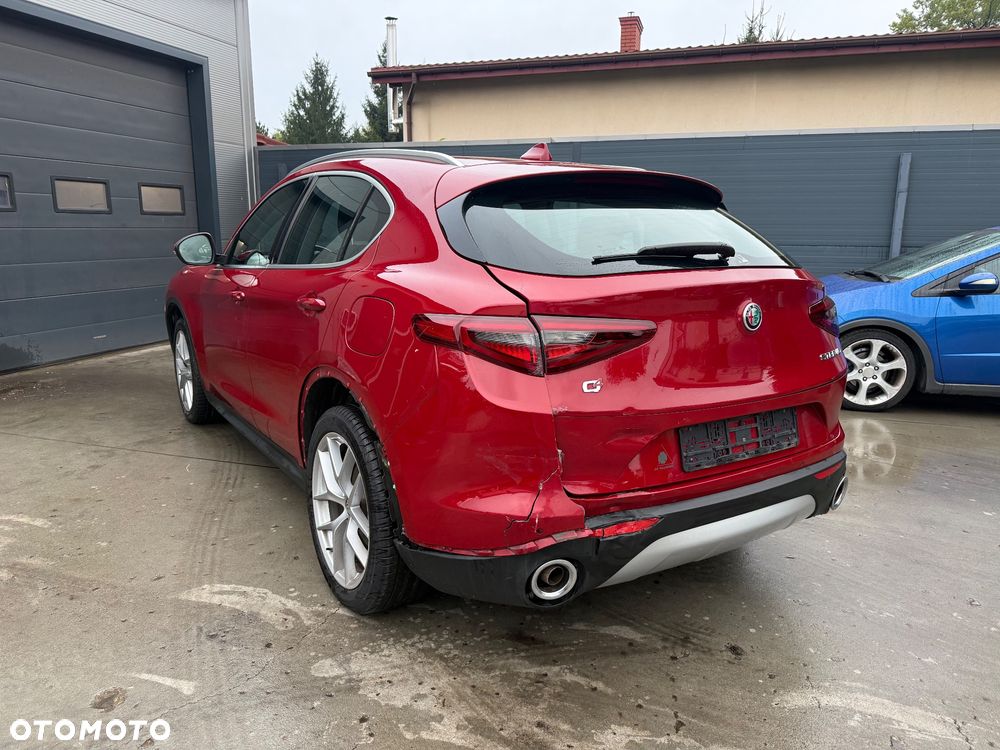 Alfa Romeo Stelvio 2.0 Turbo 16V AT8-Q4 Super - 7