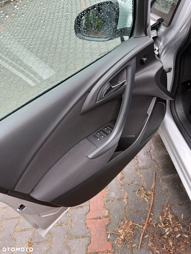 Opel Astra 1.6 CDTI Active - 11