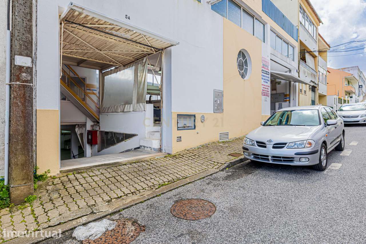Trespasse Armazém Amplo com Oficina Totalmente Funcional Amadora - Grande imagem: 2/39