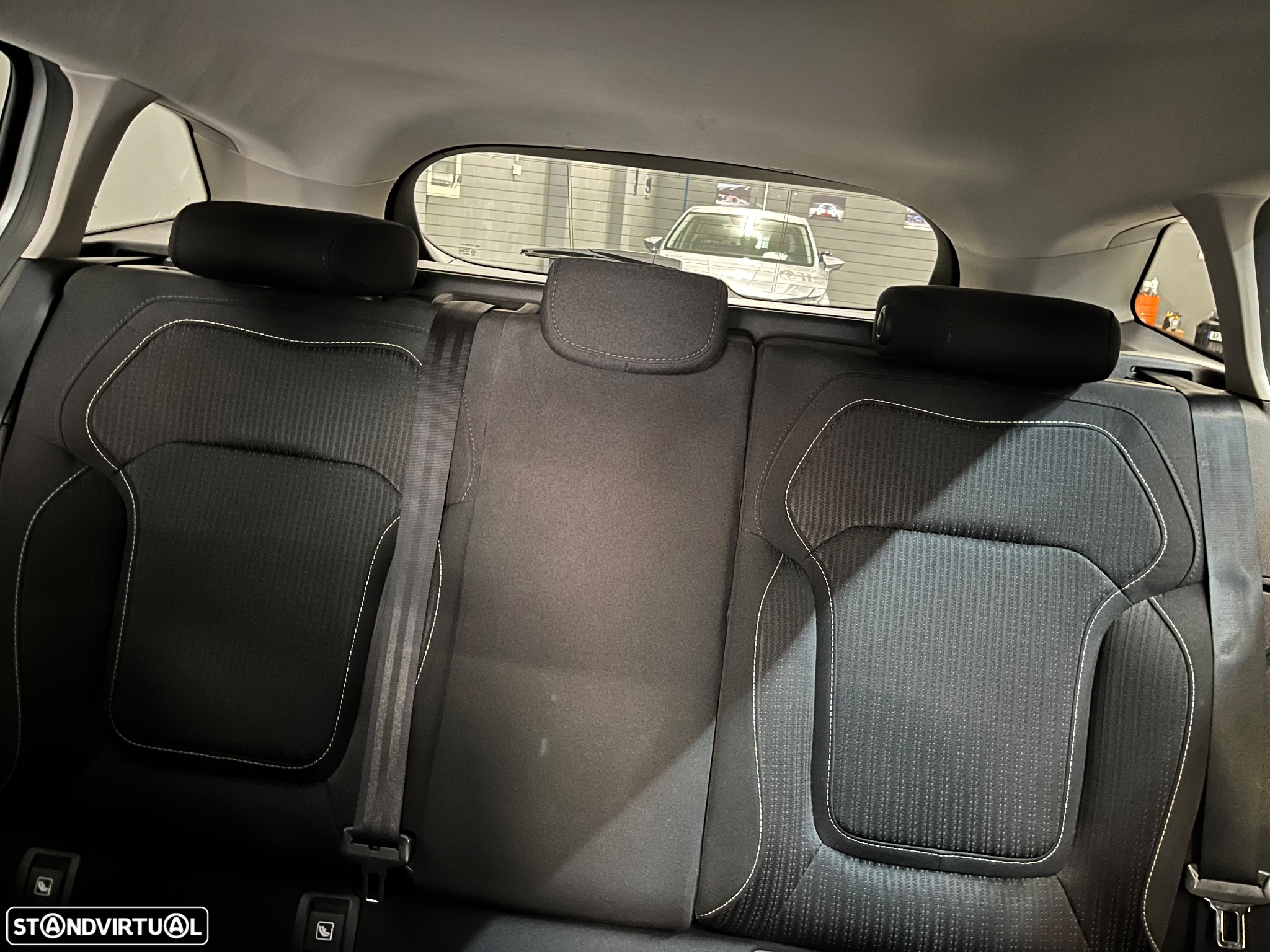 Renault Mégane Sport Tourer 1.5 dCi Intens - 32