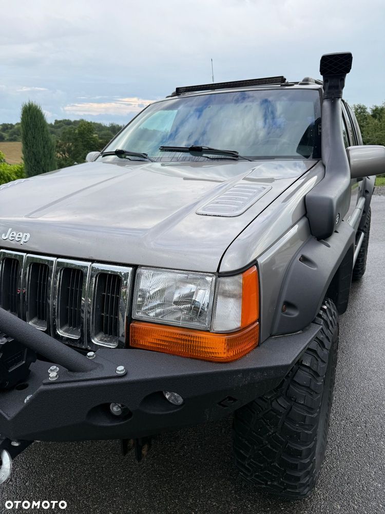 Jeep Grand Cherokee - 2
