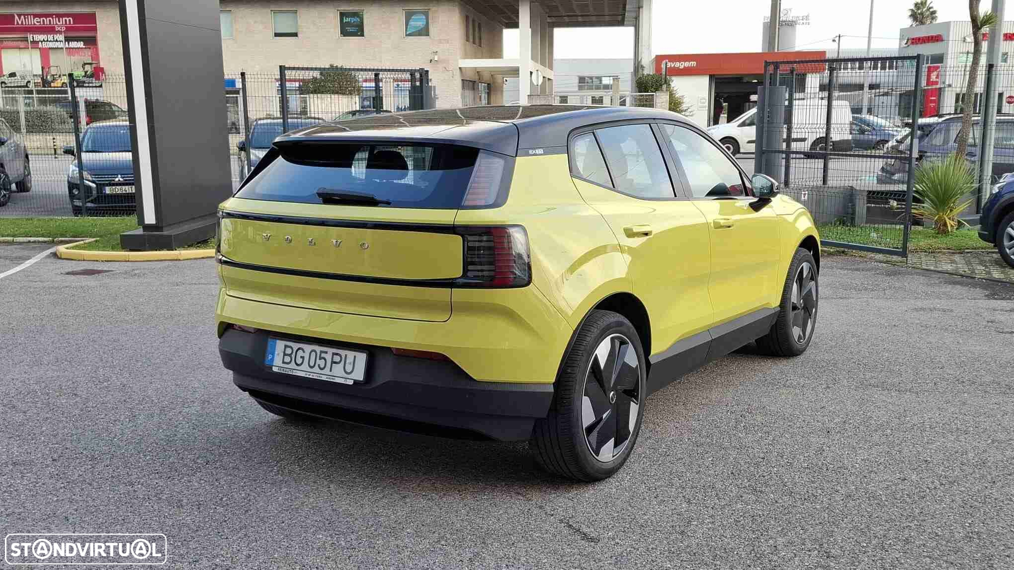 Volvo EX30 69 kWh Single Motor Extended Range Plus - 5