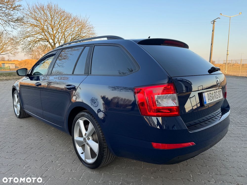 Skoda Octavia 2.0 TDI Premium Edition - 9