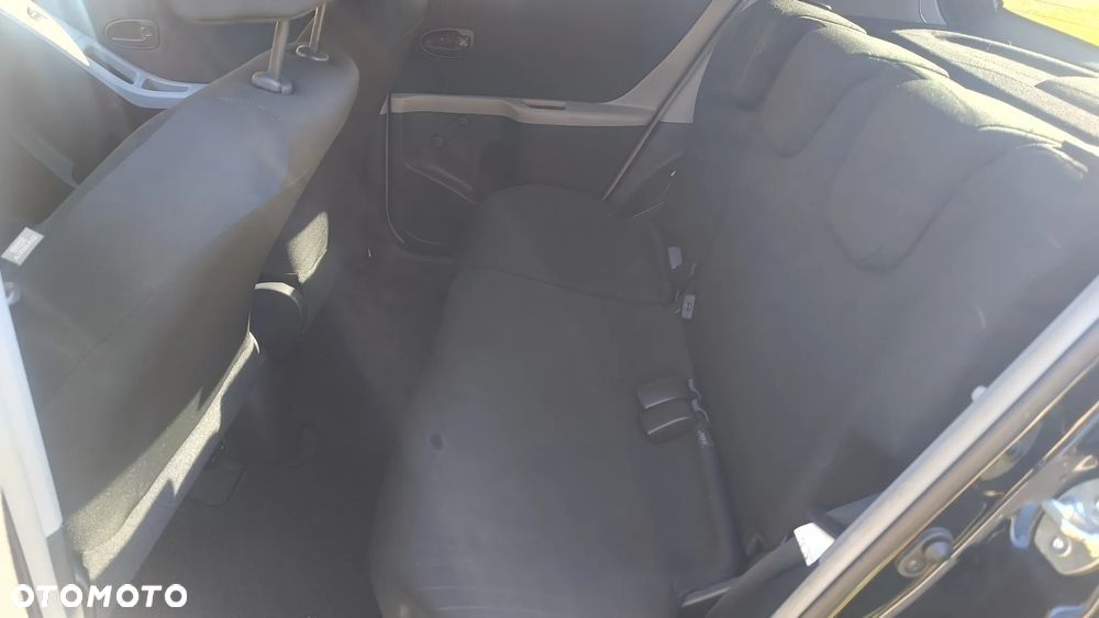 Toyota Yaris 1.33 VVT-i Life - 7