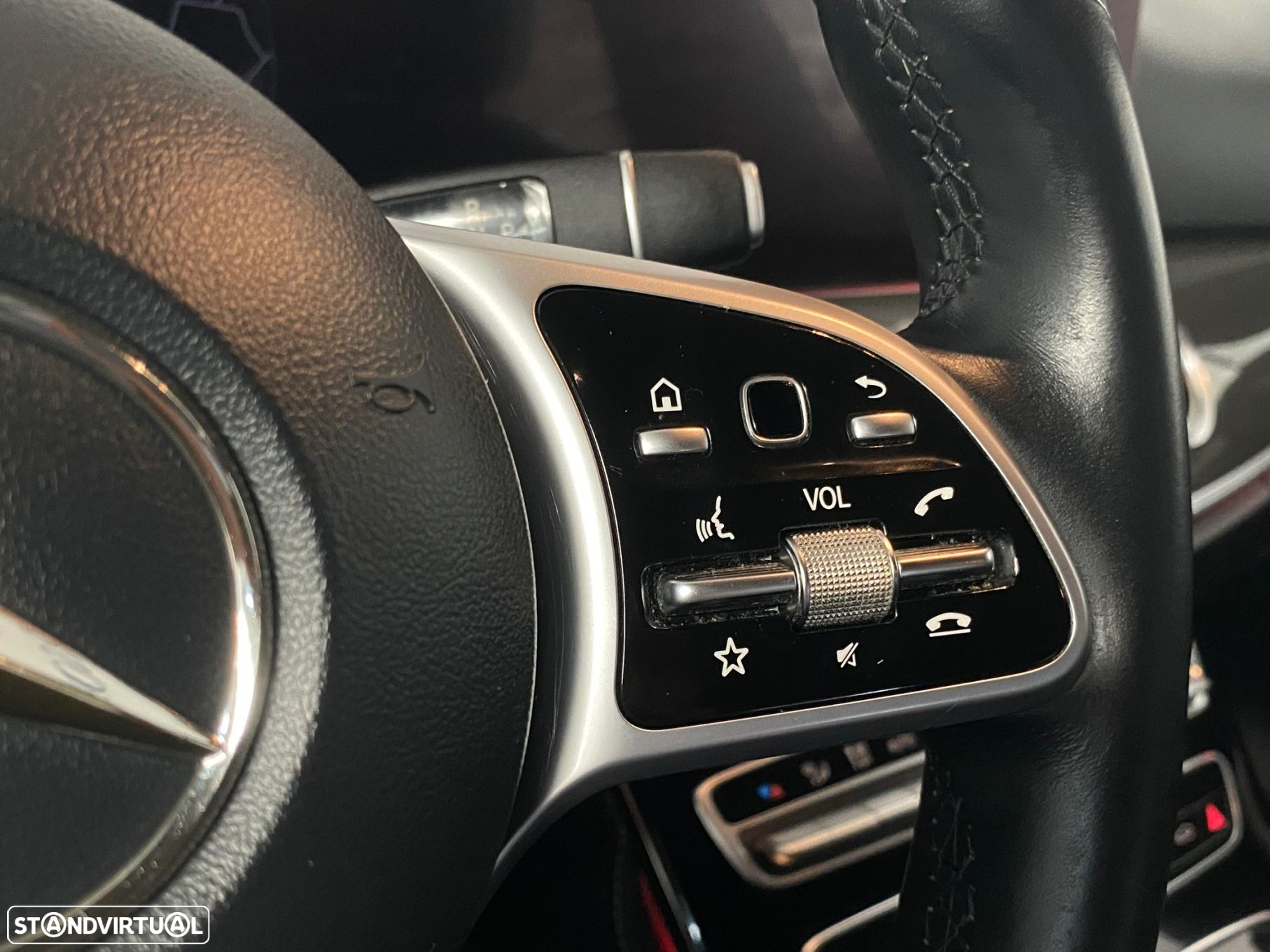 Mercedes-Benz E 220 d 4-Matic All Terrain Avantgarde - 18