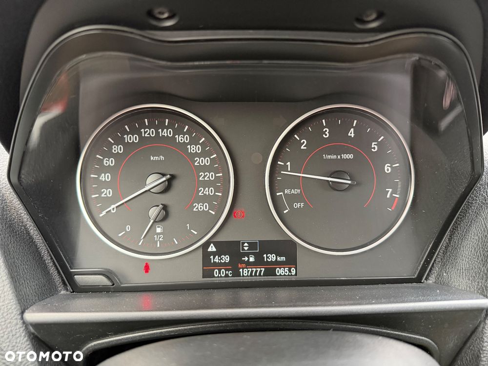 BMW Seria 1 118i Sport Line - 25