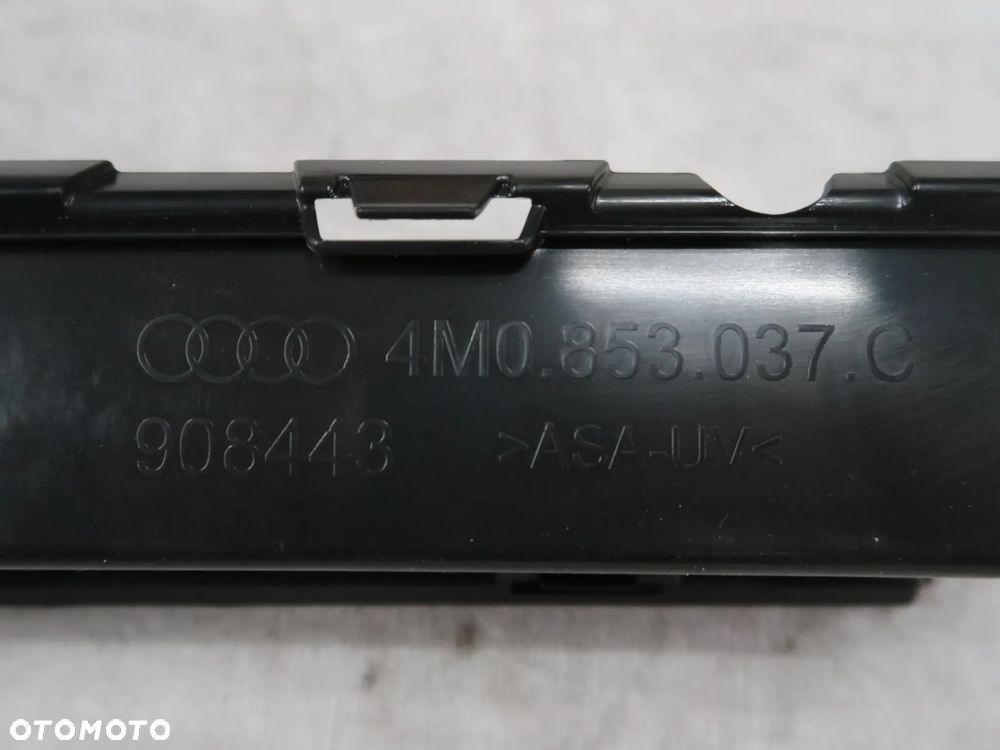 Grill Górny Audi q7 4M0853037C nowy - 6