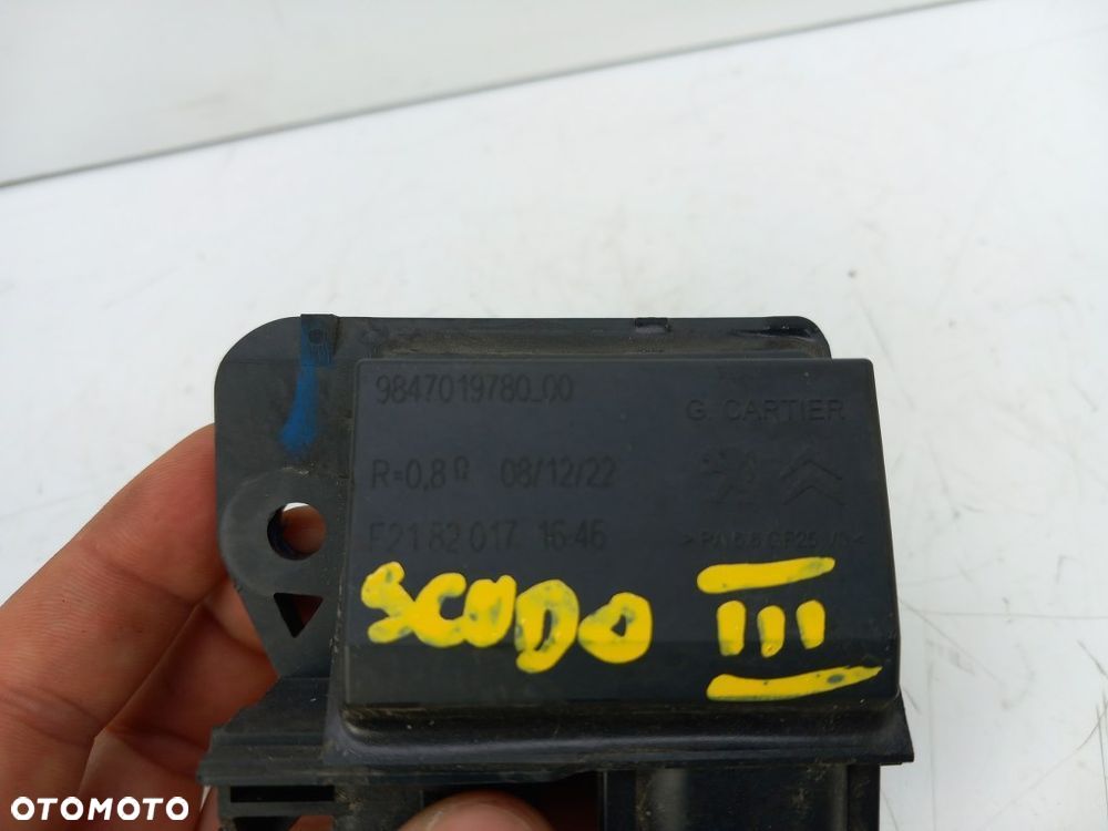 rezystor opornik wentylatora fiat scudo vivaro c expert iii jumpy proace ii 2024r 9847019780 - 3