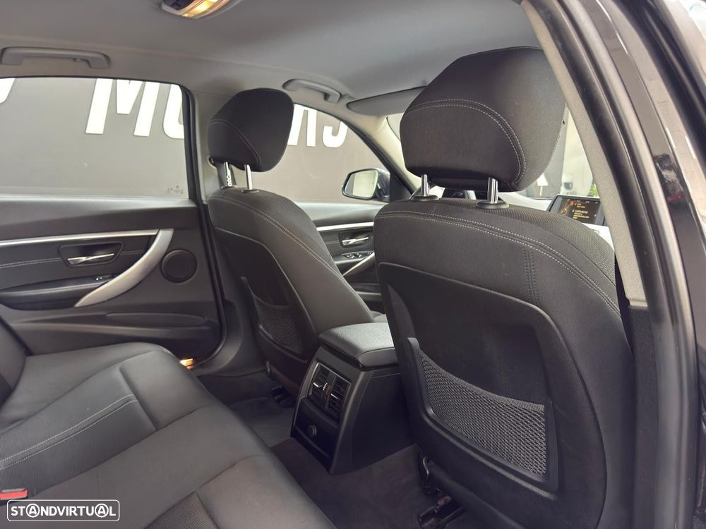 BMW 318 d Line Sport Auto - 17