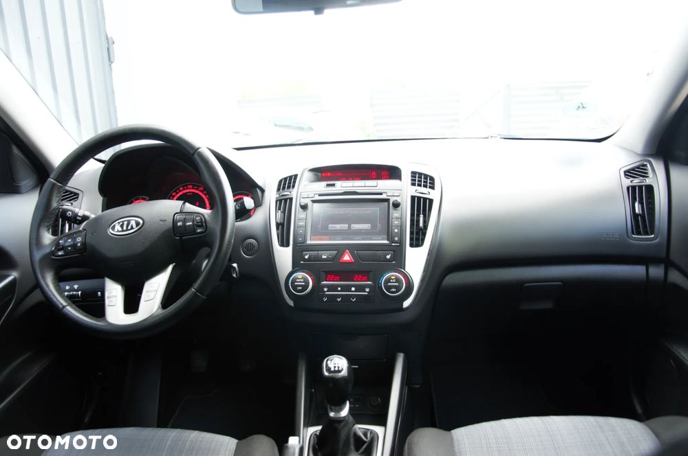 Kia Ceed 1.6 CVVT LX - 12
