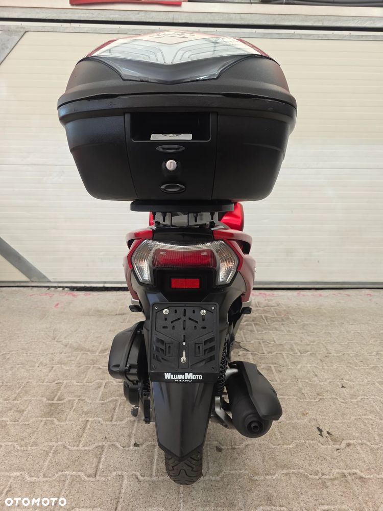 Yamaha Tricity - 21