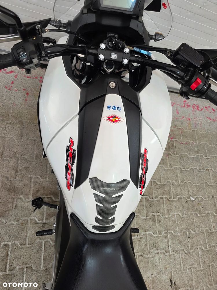 Honda NC - 25