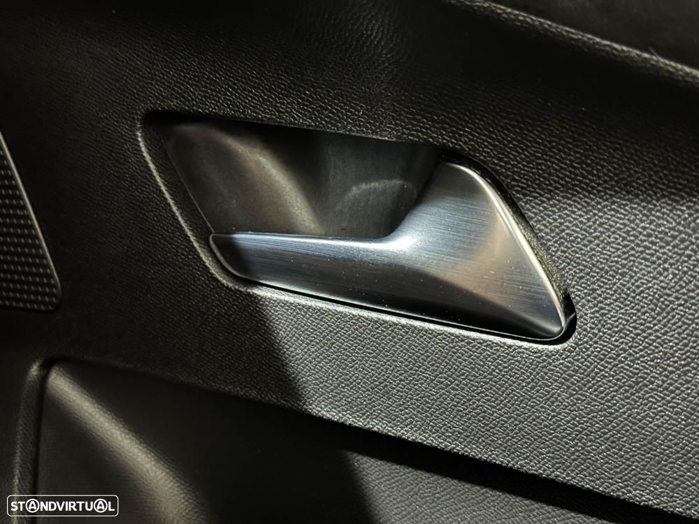 DS DS3 Crossback E-TENSE PERFORMANCE LINE - 35