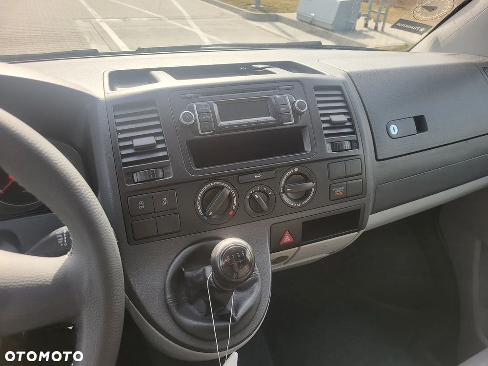 Volkswagen Transporter - 23