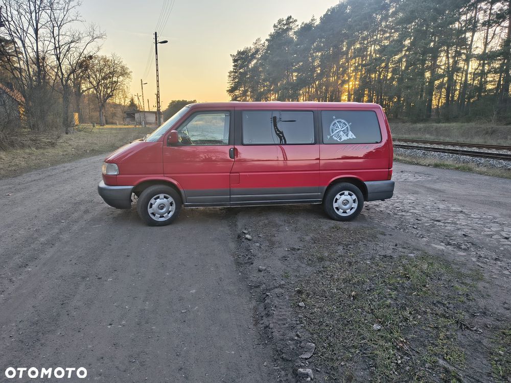 Volkswagen Multivan - 15