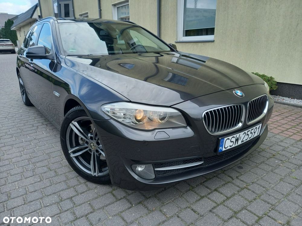 BMW Seria 5 520d Special Edition - 9