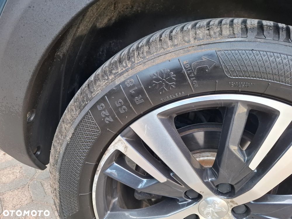 Peugeot 5008 BlueHDi 180 EAT8 Allure - 23