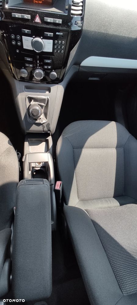 Opel Zafira 1.8 Edition 111 Jahre - 17
