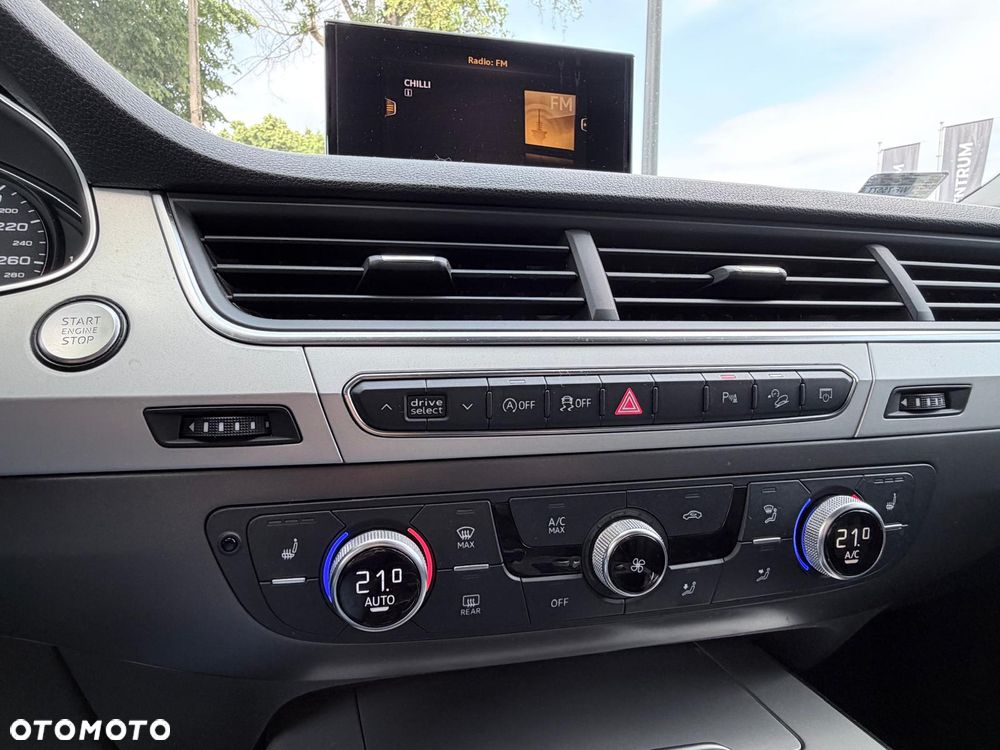 Audi Q7 - 11