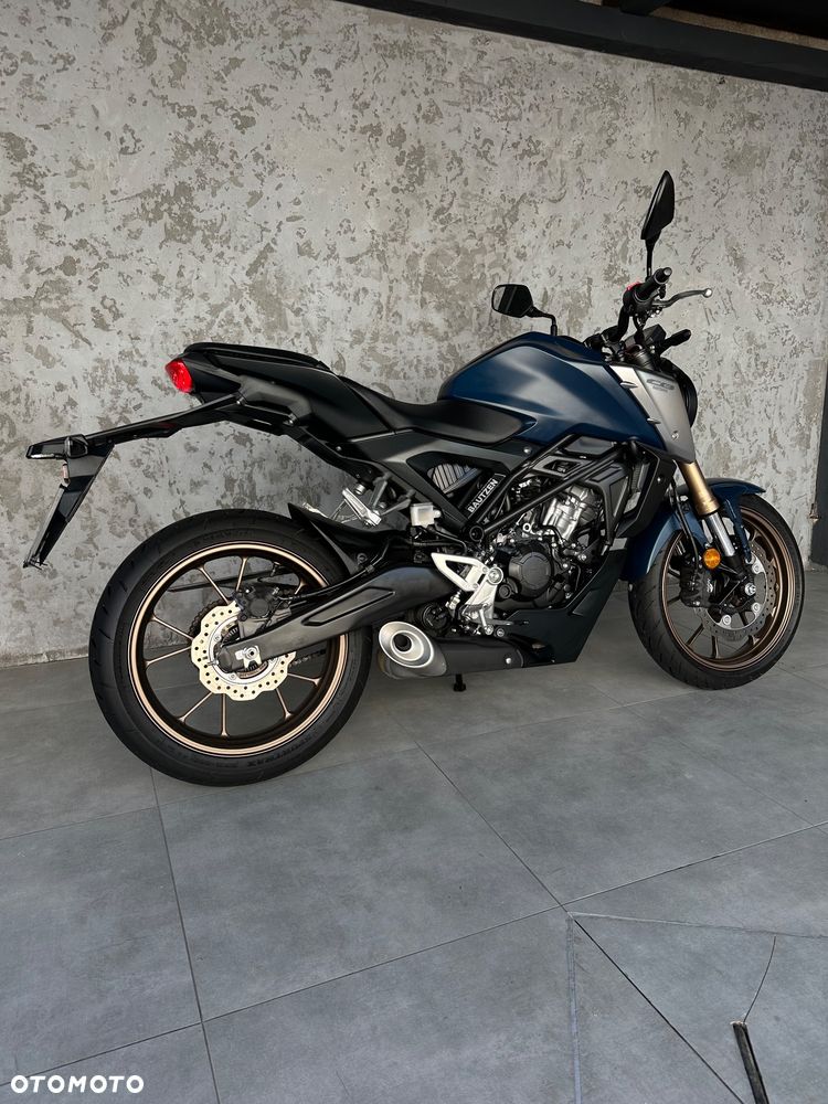 Honda CBR - 3