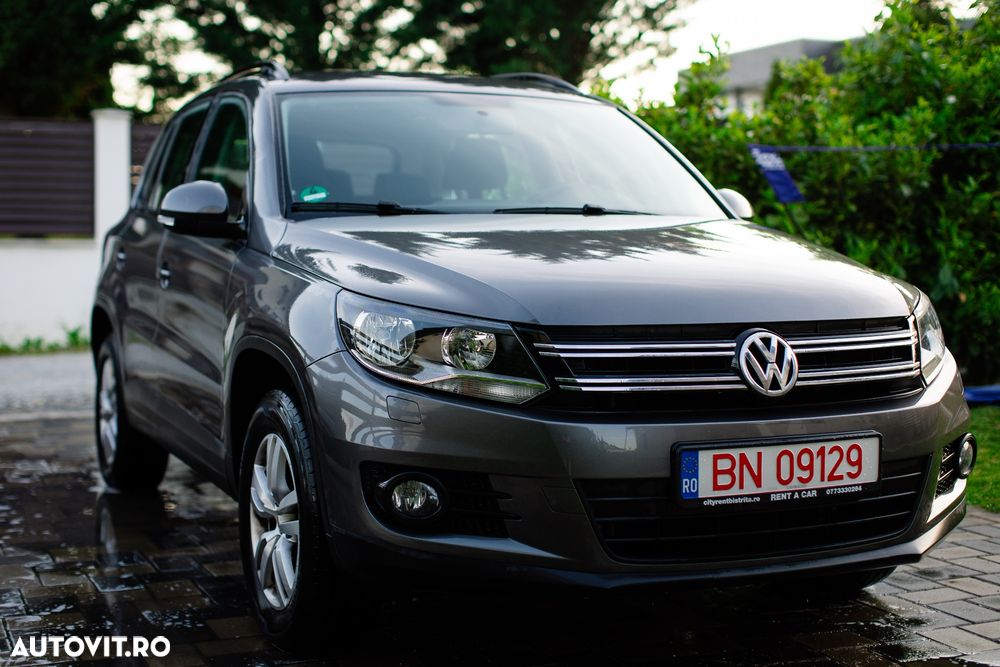 VOLKSWAGEN Tiguan