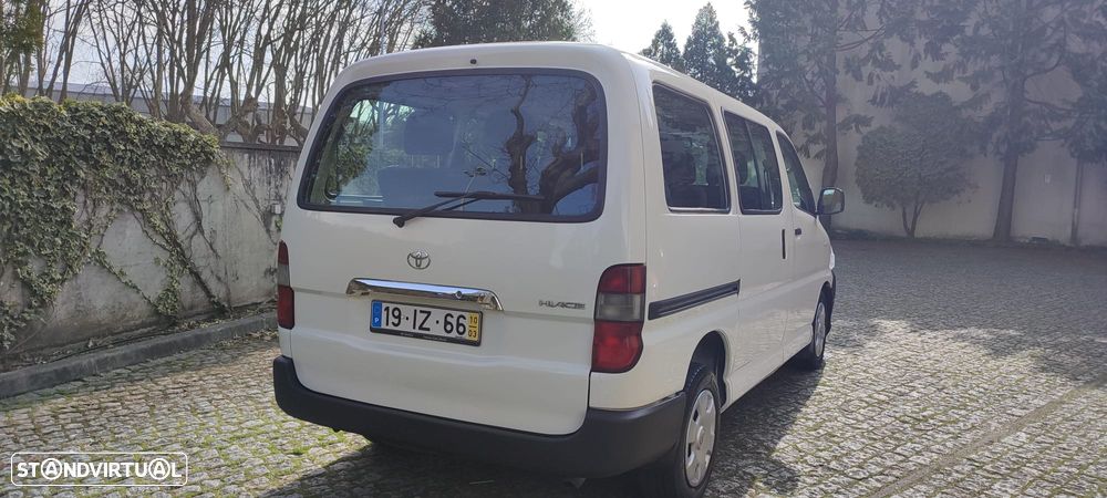 Toyota HiAce 2.5 D-4D Service 2.8T AC - 2