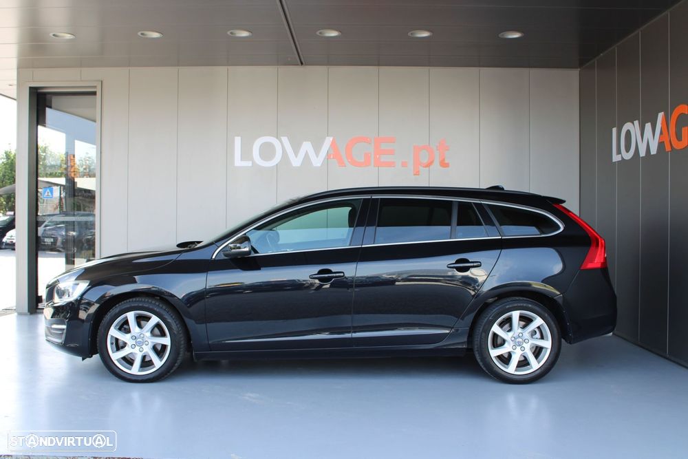 Volvo V60 1.6 D2 Momentum Eco - 19