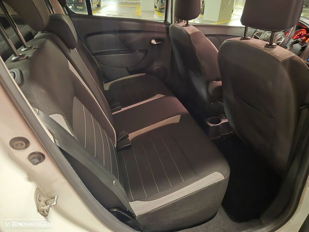 Dacia Sandero 0.9 TCe Stepway Bi-Fuel - 38