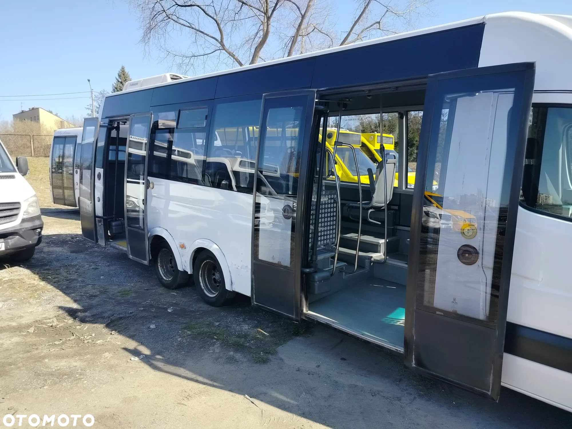 Mercedes-Benz Sprinter - 2