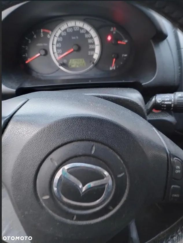 Mazda 5 - 6