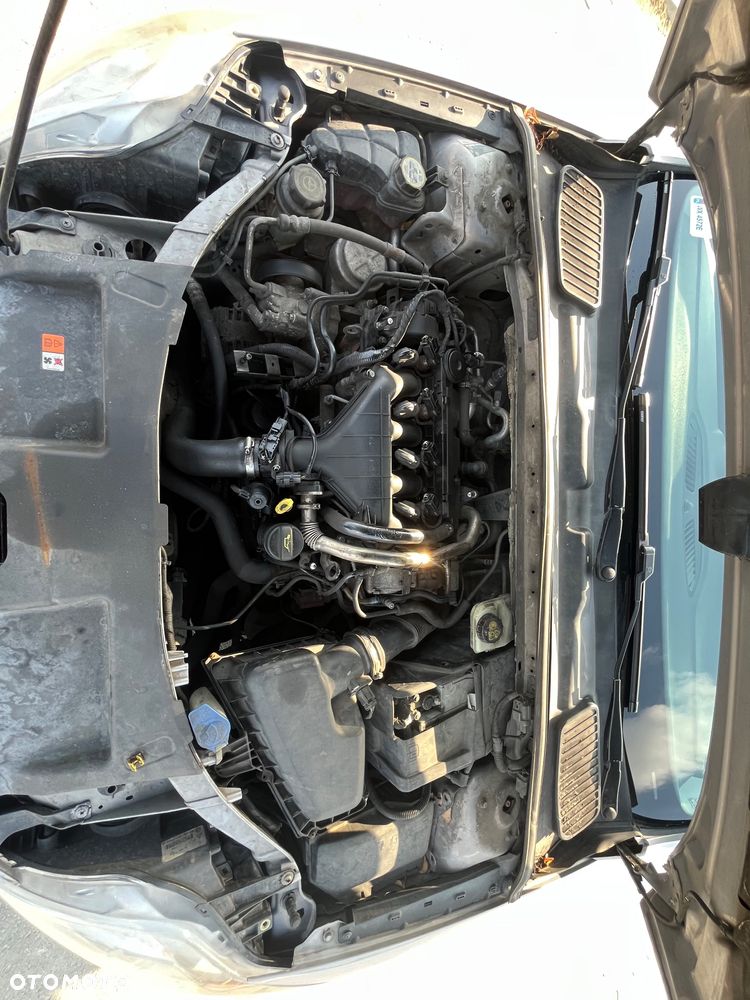 Ford Mondeo 2.0 TDCi Titanium - 12