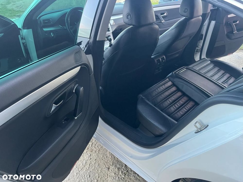 Volkswagen Passat CC - 19