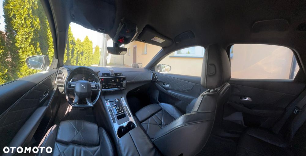 DS Automobiles DS 7 Crossback - 17