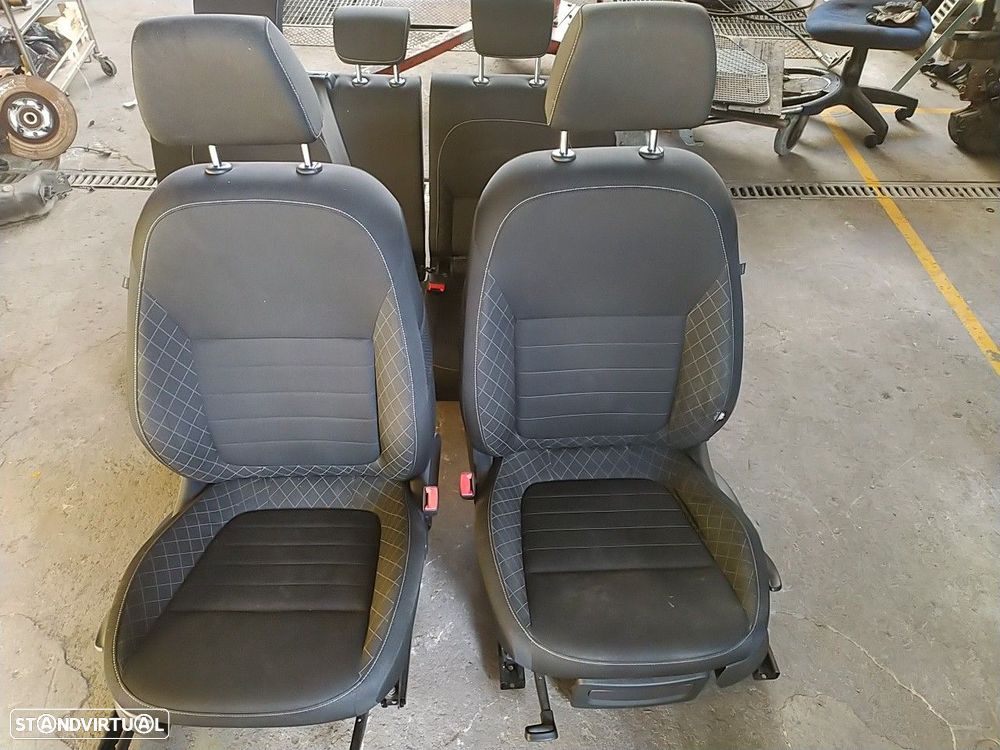 Conjunto De Bancos Skoda Fabia Iii Combi (Nj5) - 1