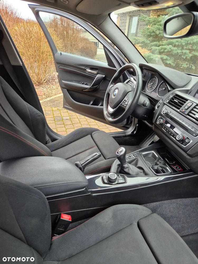 BMW Seria 1 116i Sport Line - 25