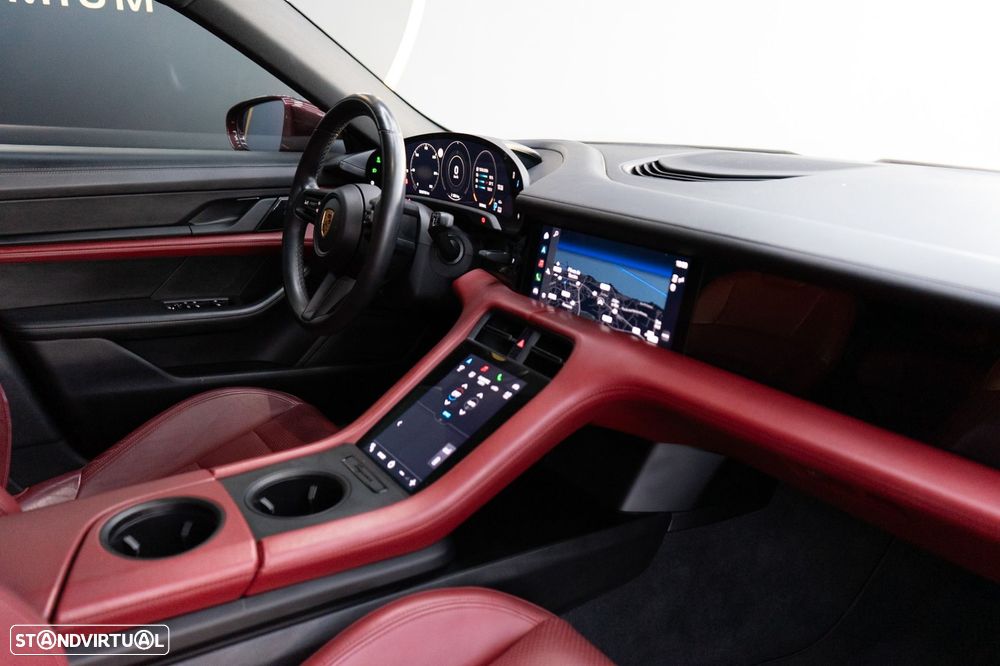 Porsche Taycan 4S - 6