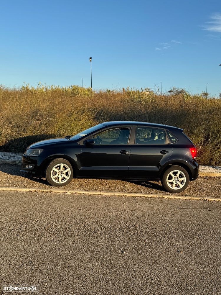 VW Polo 1.6 TDI Confortline BlueMotion - 2