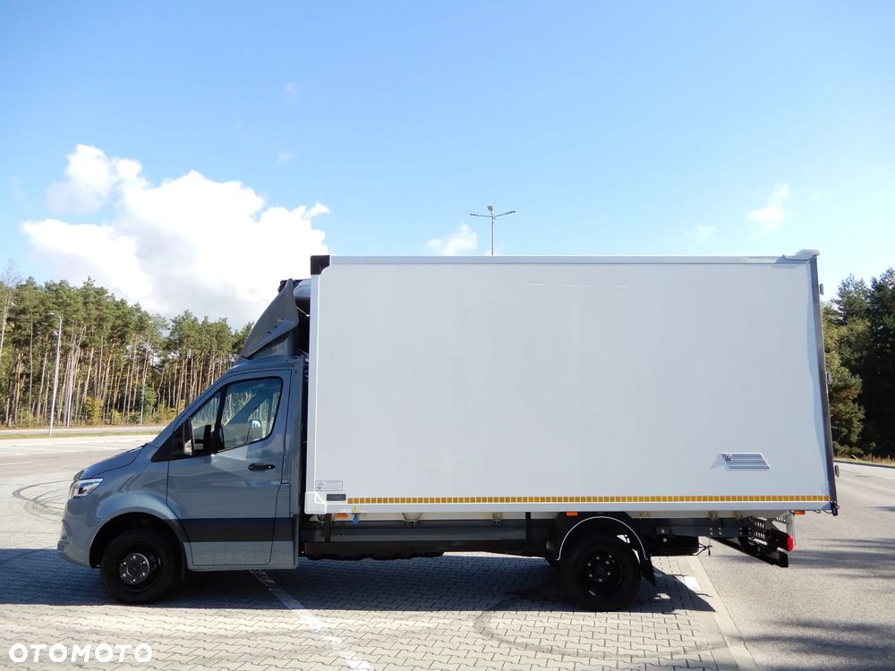 Mercedes-Benz Sprinter 519 CDI 190 KM Chłodnia -29*C+20*C V230 Funkcja Grzania 10.E.Palet Boczne Drzwi Izoterma LAMAR Agregat Carrier XARIOS 350 Stan Jak Nowy POLECAM - 6