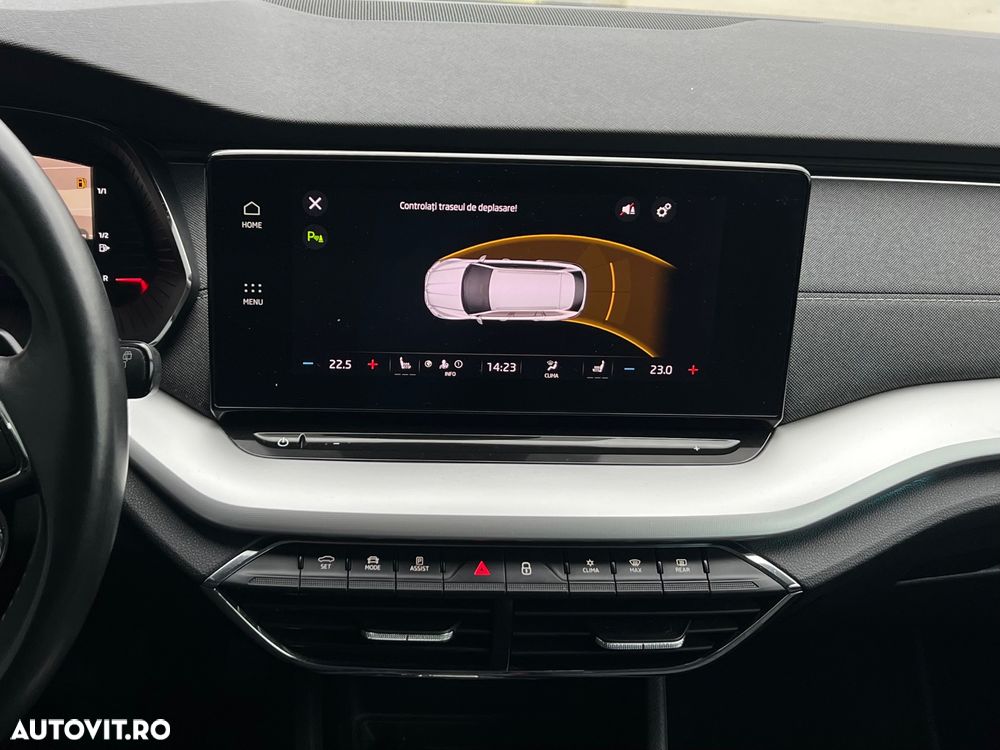 Skoda Octavia Combi 2.0 TDI DSG First Edition - 20