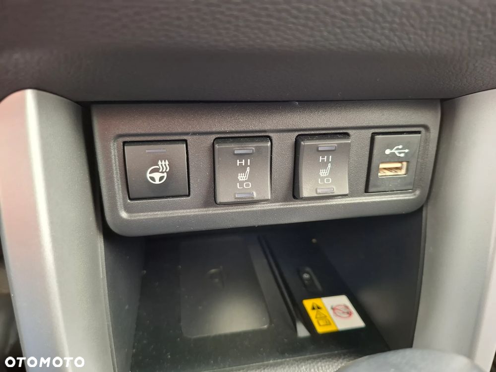 Toyota Corolla Cross 2.0 Hybrid Premiere Edition AWD - 29