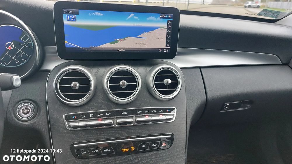Mercedes-Benz Klasa C 220 d 4MATIC 9G-TRONIC - 17