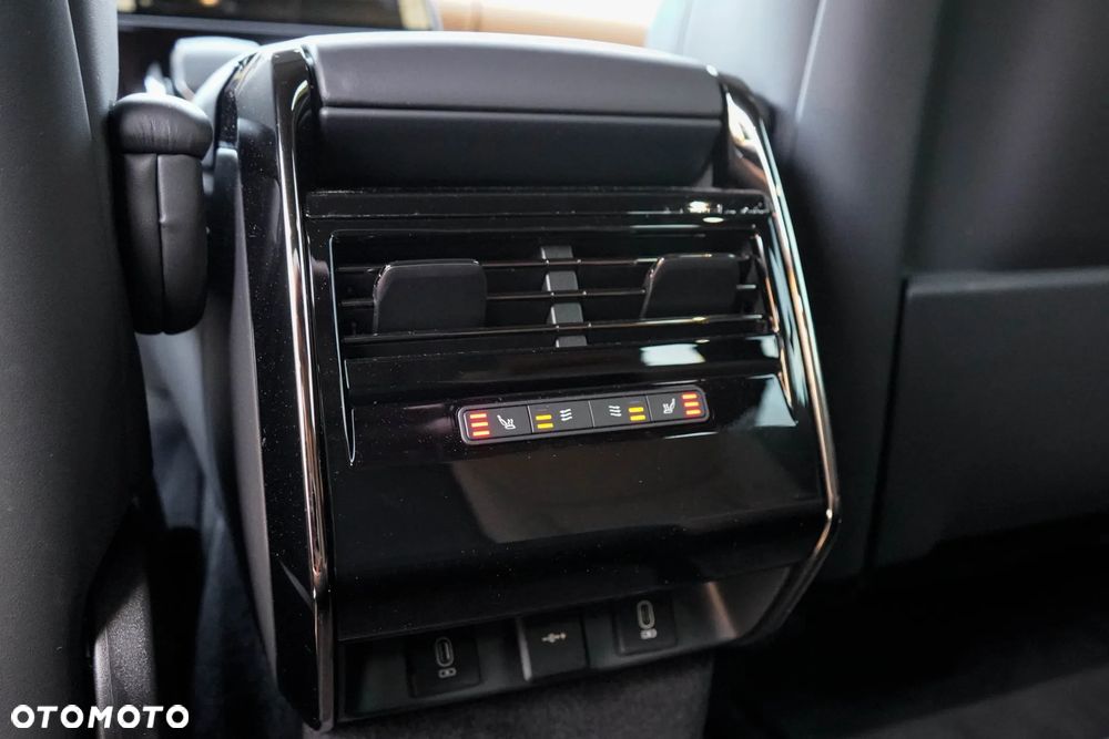 Land Rover Range Rover Sport S 3.0 D300 mHEV Dynamic SE - 32