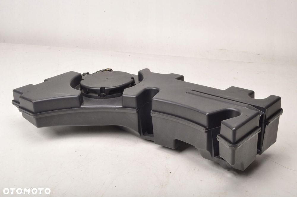 BENTLEY BENTAYGA AUDI Q7 4M SUBWOOFER 4M0035621 - 2