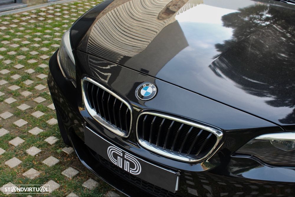 BMW 225 d Cabrio Pack M Auto - 29