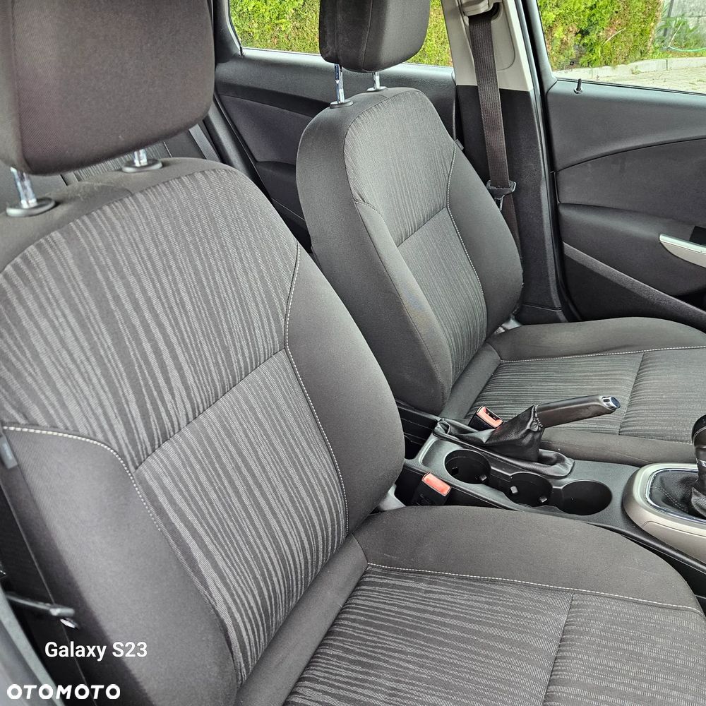 Opel Astra 1.6 Design Edition - 27