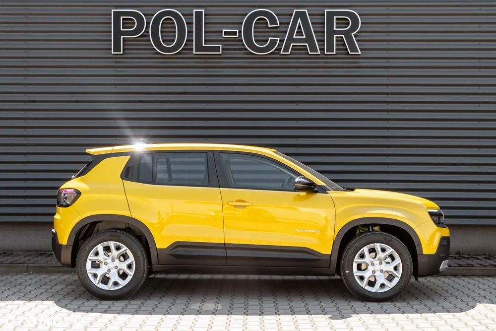 Jeep Avenger 1.2 T3 mHEV Altitude FWD eDCT6 - 8