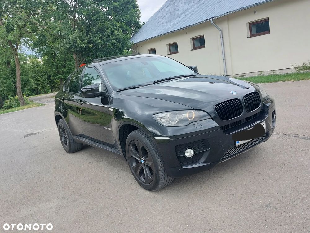 BMW X6M - 12