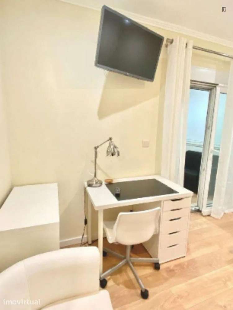 Quarto - localizado em Oeiras Lisbon - Grande imagem: 3/7