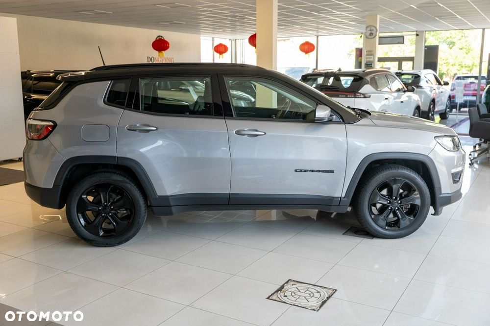 Jeep Compass 1.4 TMair Night Eagle FWD S&S - 2