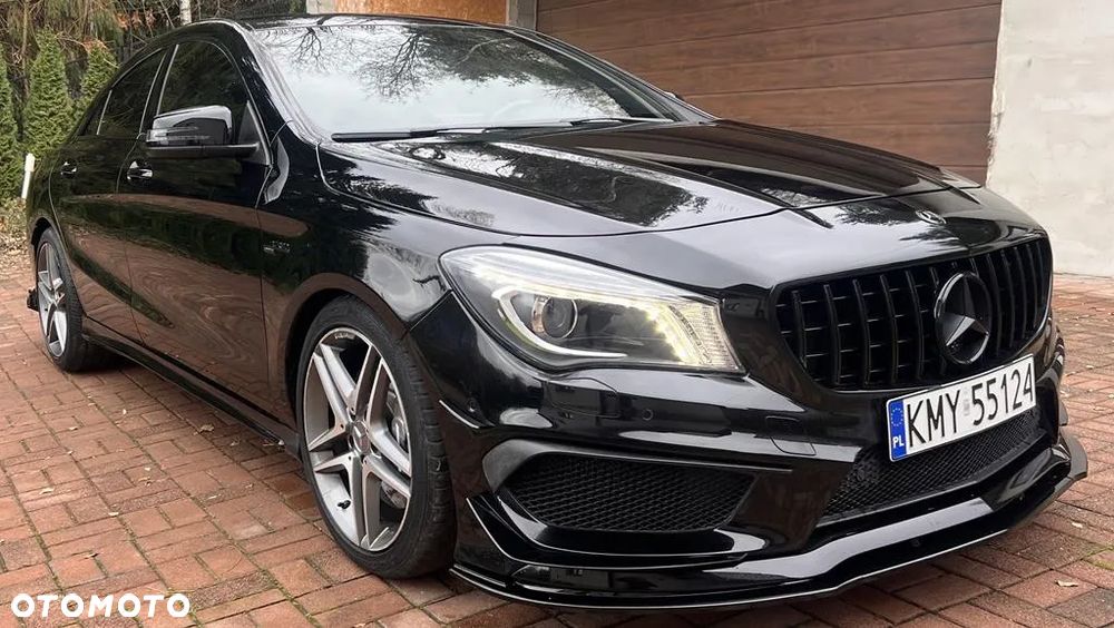 Mercedes-Benz CLA 45 AMG 4-Matic - 5